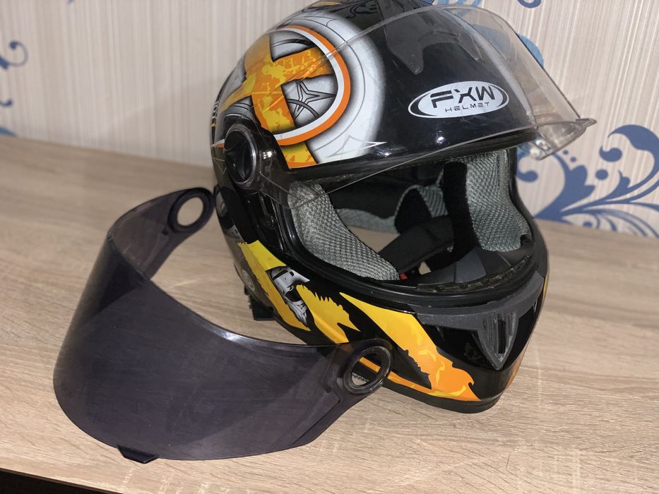 Продам шолом, мотошолом FXW