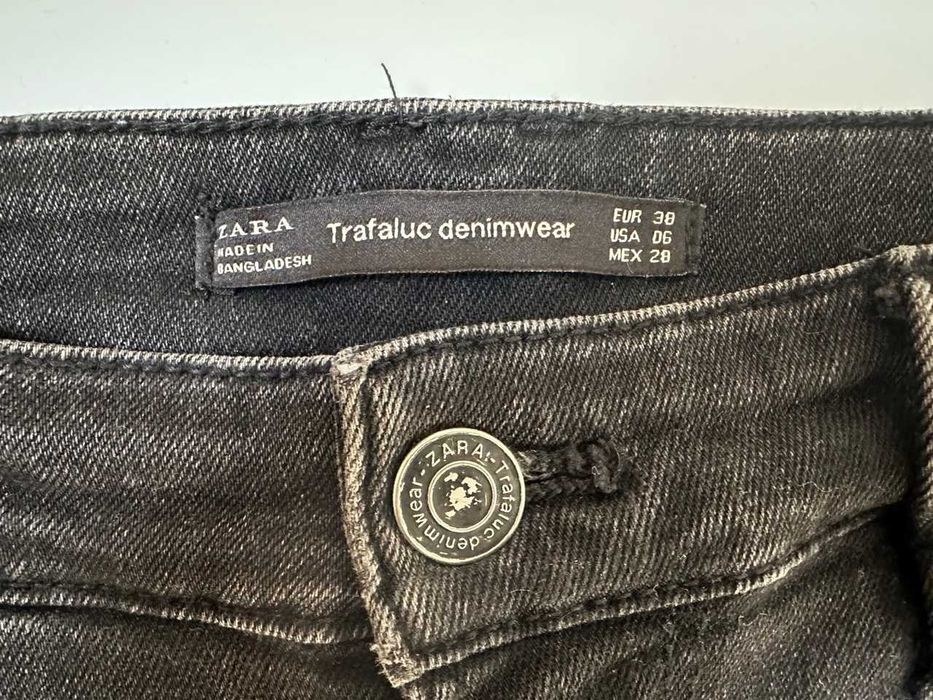 Jeansy czarne z rozdarciami, rozciągliwe, Zara, rozm. 38