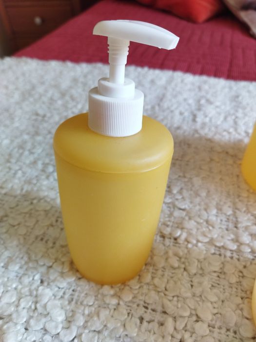 Plastic Bathroom Set from Casa Store443976467633285123