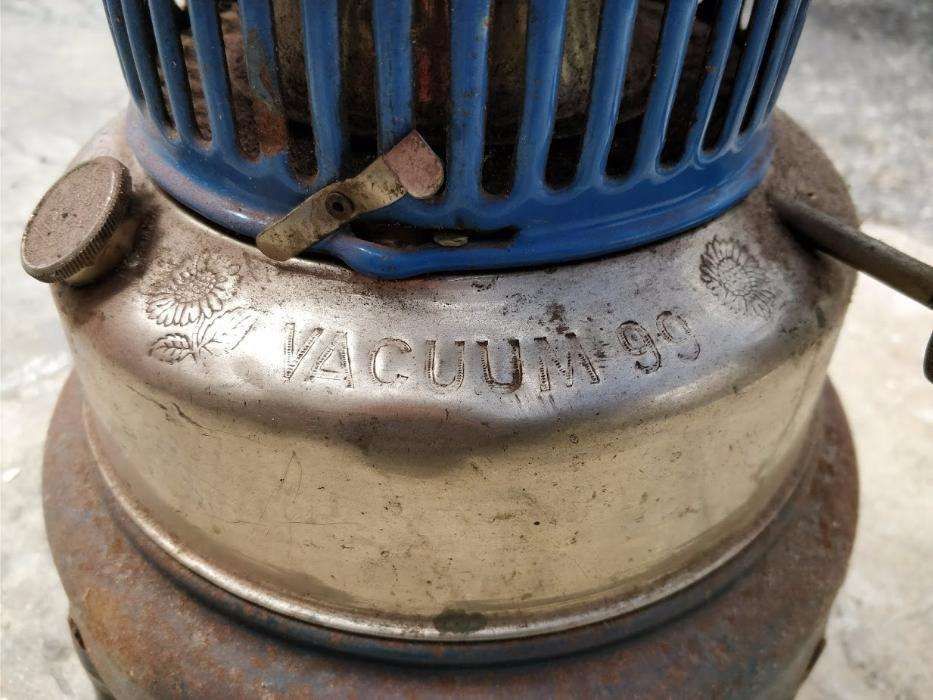 Aquecedor a petróleo "Vacuum 99" Vintage