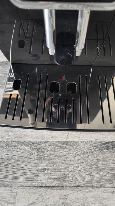 Ekspres do kawy DeLonghi Dinamica jak nowy