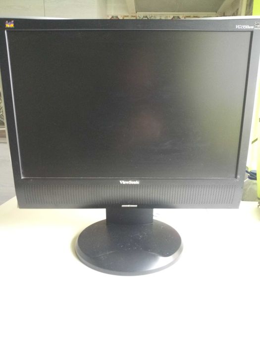 Монитор ViewSonic VG1930WM