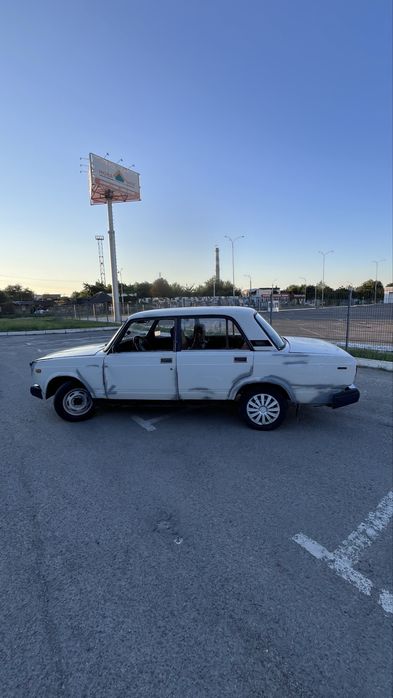 Продам ваз 2107.