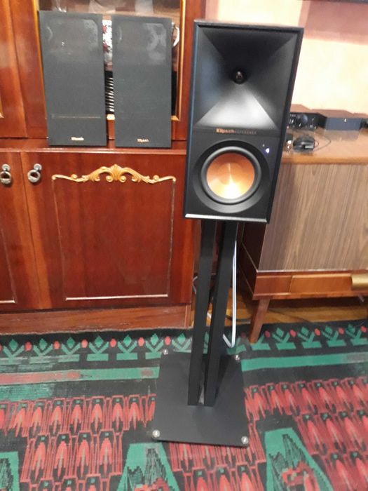 Акустика Klipsch.