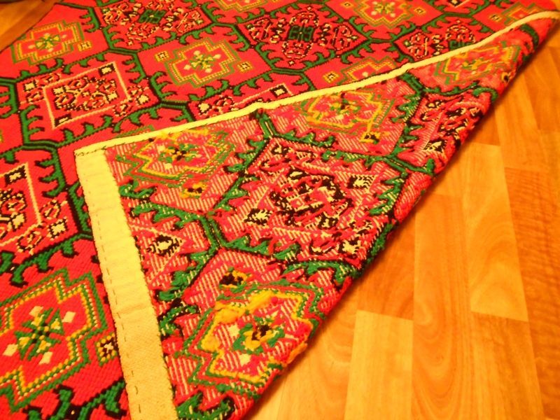 Розкішний килим, ручної роботи