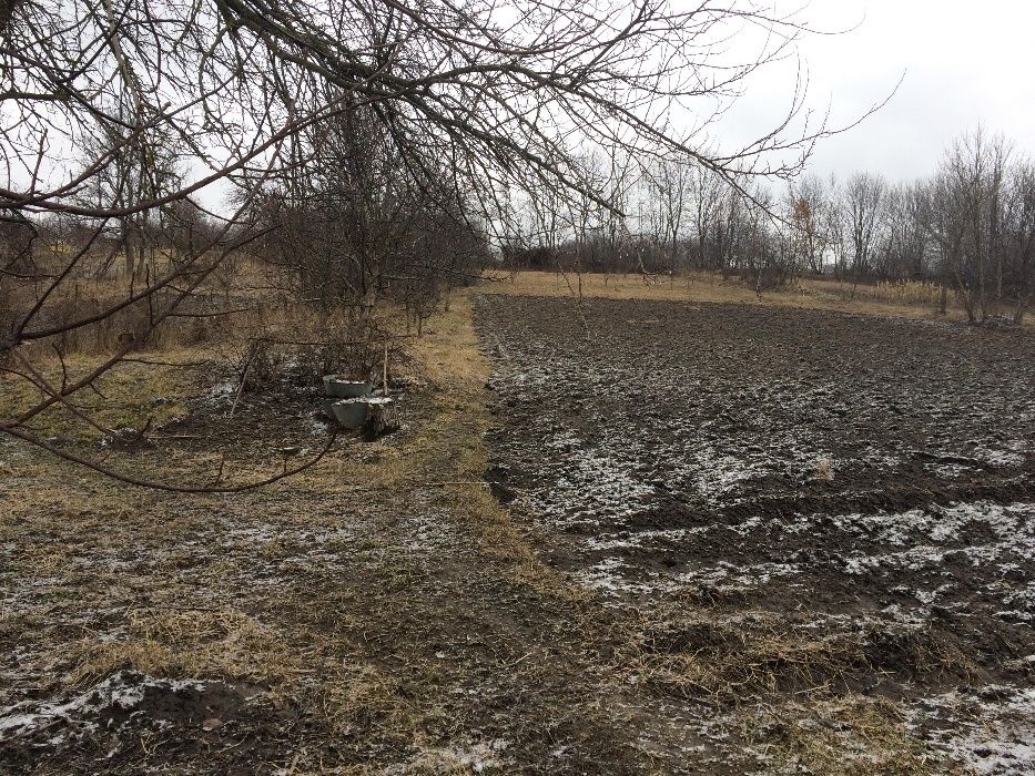 Земельна ділянка + будинок