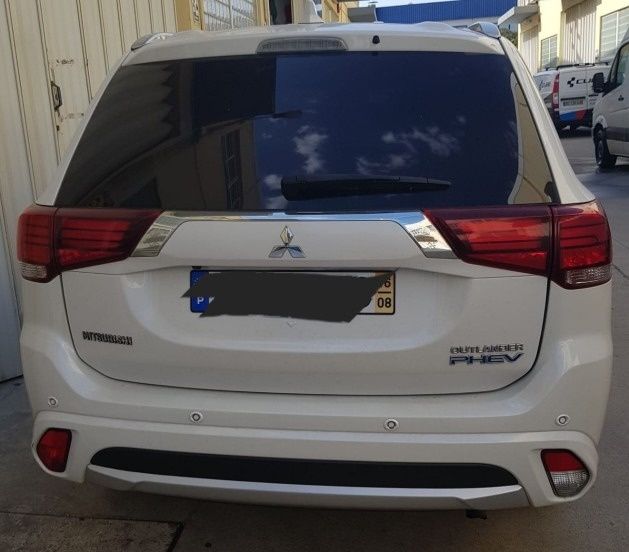 Mitsubishi Outlander 2.0 Intense Navi