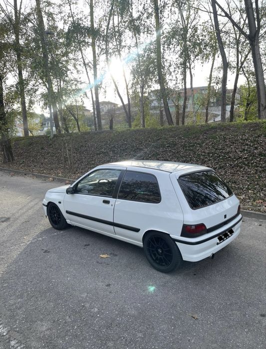 Clio mk1 1.8 16v