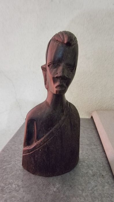 Esculturas Africanas em madeira