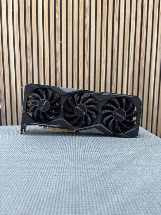 Placa Gráfica Gigabyte RTX 2080 Gaming OC 8GB GDDR6