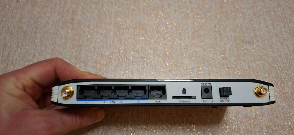 Router Wi‑Fi D-Link DWR‑921 z modemem 3G/4G LTE