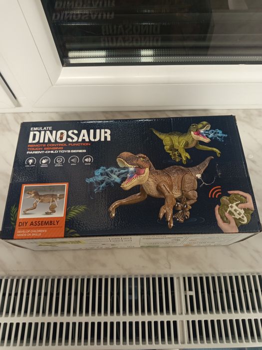Interaktywny Dinozaur T-REX Zdalnie Sterowany
