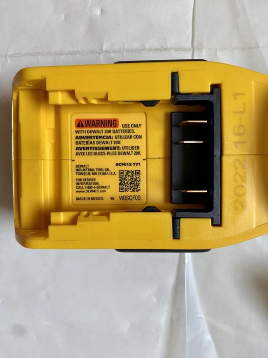 DEWALT DCF512 угловой гайковерт - трещетка