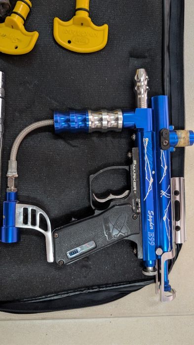 Arma de paintball Spyder E99