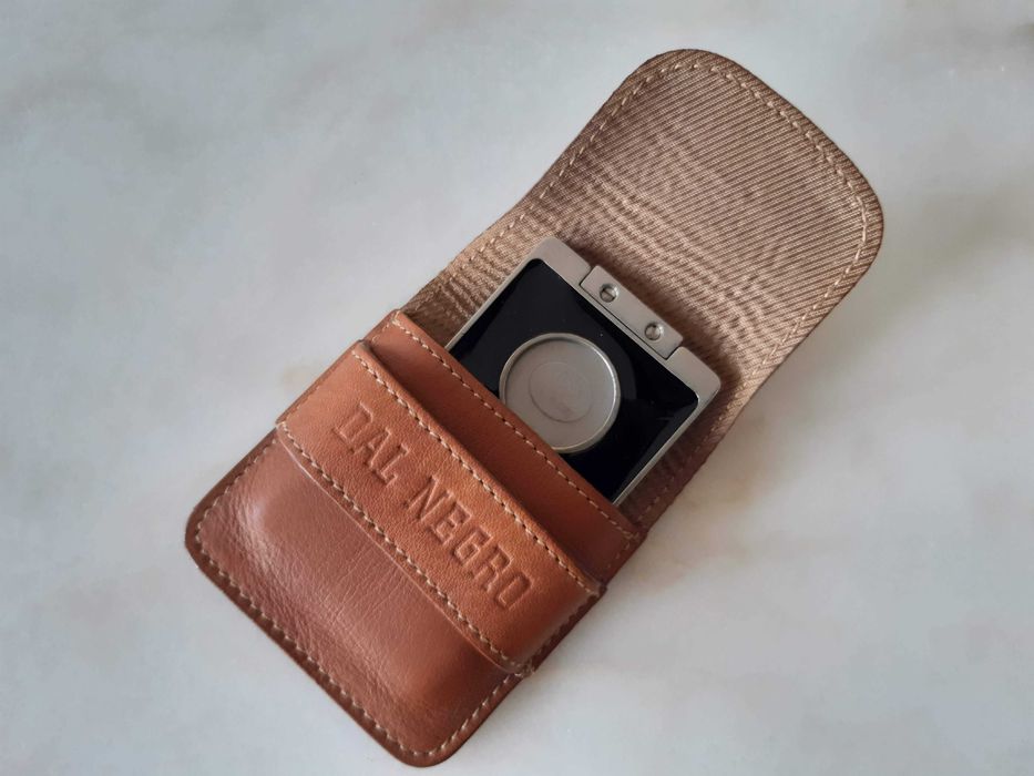 Corta Charutos, com bolsa em pele genuína, nunca utilizado