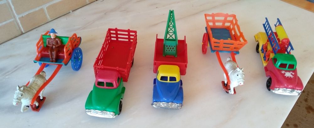 Conjunto de brinquedos em chapa Vintage