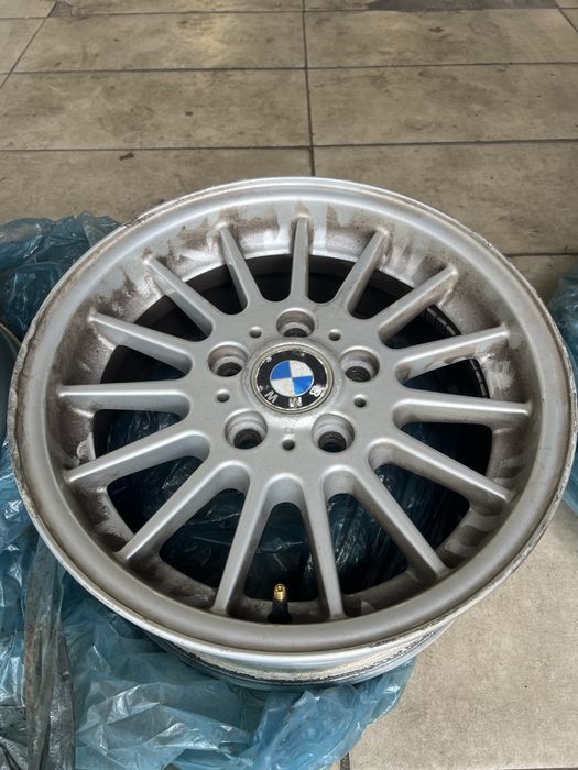 Felgi BMW e90,e91,e46 r16