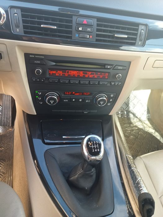 BMW 320 d modelo E93