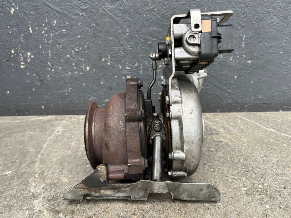 Турбіна BMW 5 E60 BMW 7 E65 E66 E67 730d 3.0 D