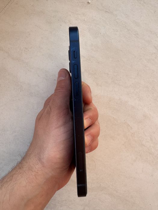 Продам iphone 12