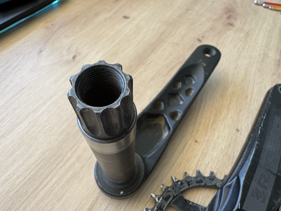 Шатуни MTB Enduro/DH - RaceFace Aeffect 175 мм.