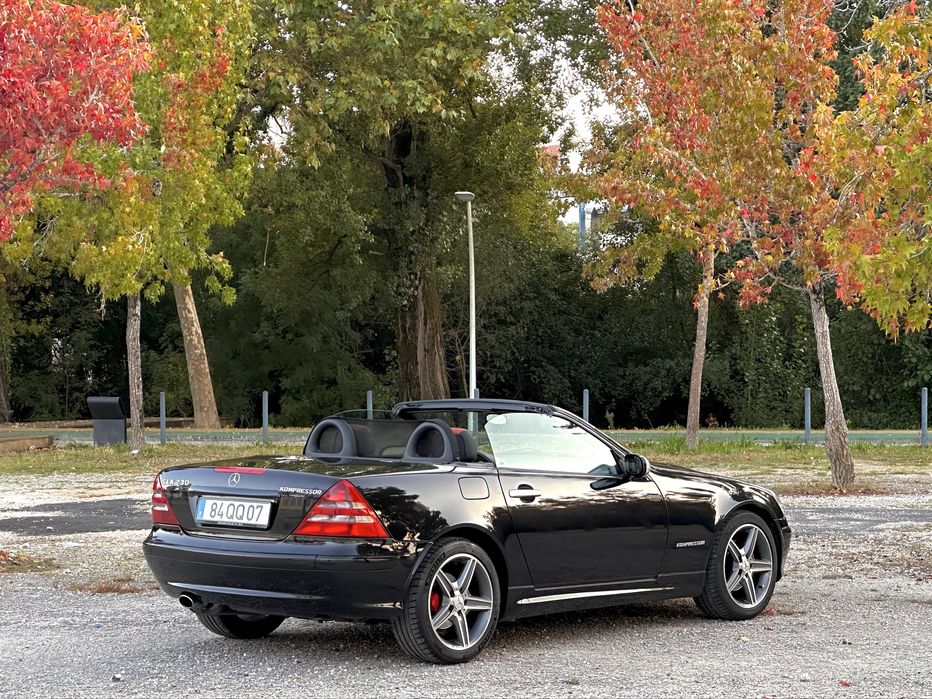 Mercedes-Benz SLK230K Versão DESIGNO – Certificado Interesse Histórico