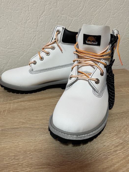 Продам нові Timberland