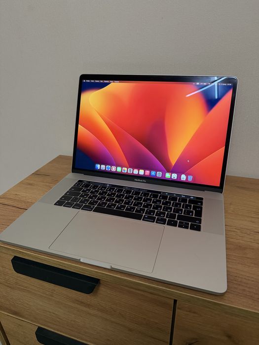 MacBook Pro 15.4” 2017 (i7/16GB/256GB) Space Gray