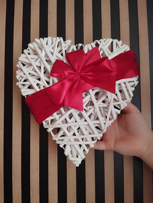 Serca wiklinowe dekoracja ślubna