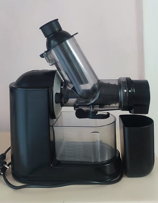 Соковижималка шнекова FHILIPS бу