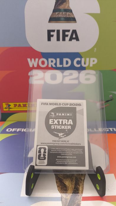 Cristiano Ronaldo Prata Extra Sticker Panini FIFA World Cup 2026