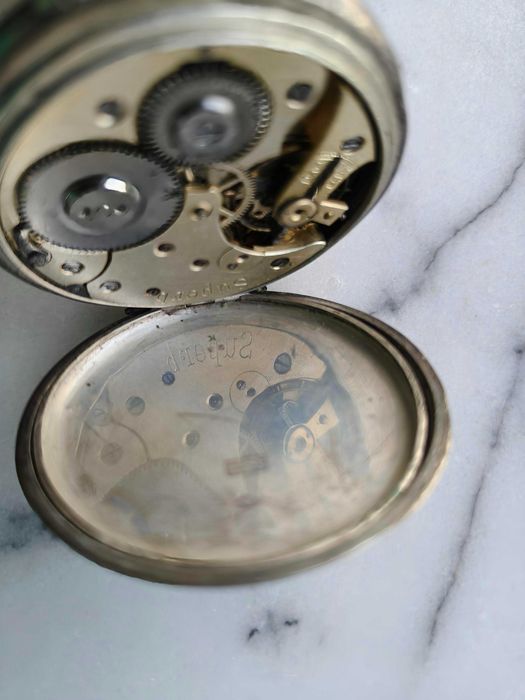 Relógio de bolso antigo em prata