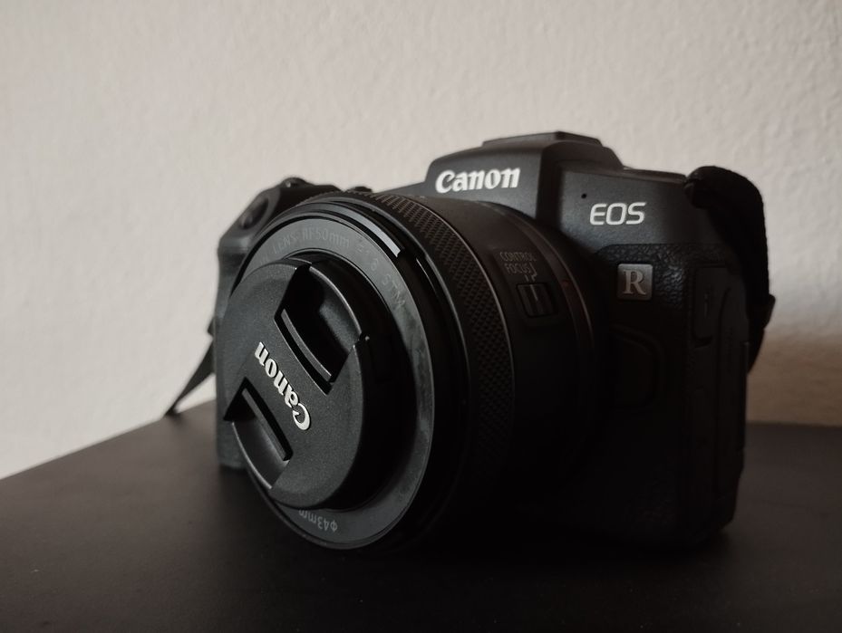Canon RP + 2 objetivas