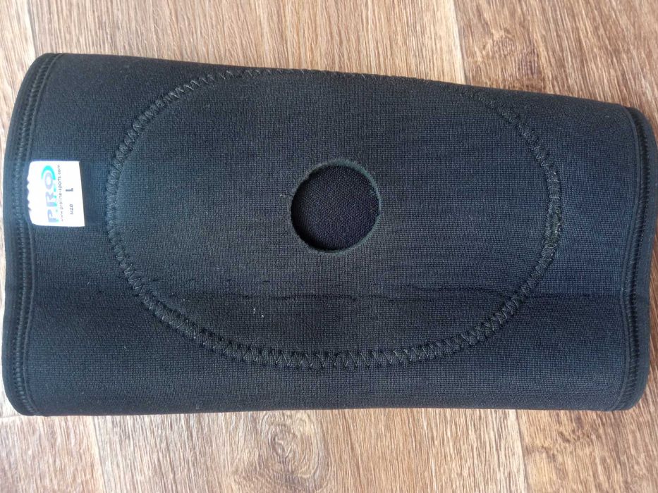 Бандаж на коліно