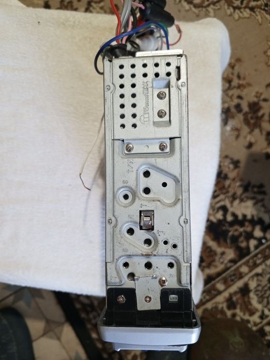 Авто магнітола MAJESTIC scd99MP3 під ремонт