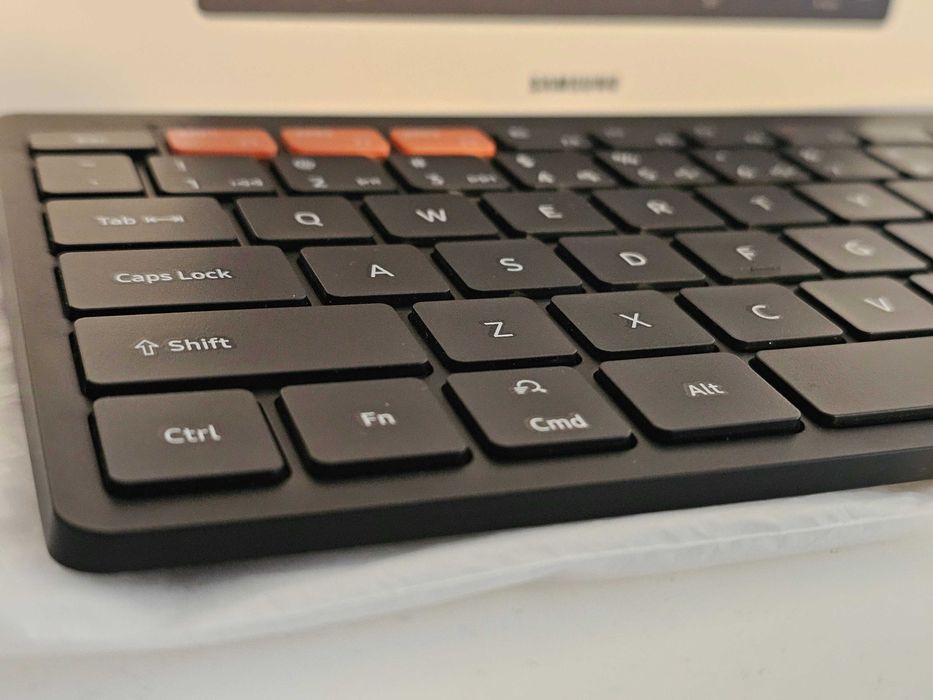 Klawiatura bluetooth Samsung Smart Keyboard Trio 500