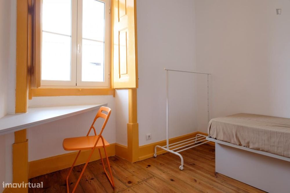 Quarto - localizado em Baixa Coimbra