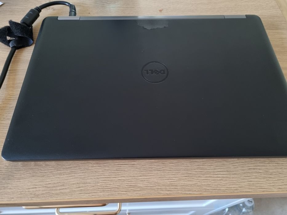 Dell Precision 3510 dotykowy mega wydajny radeon r9, intel i7