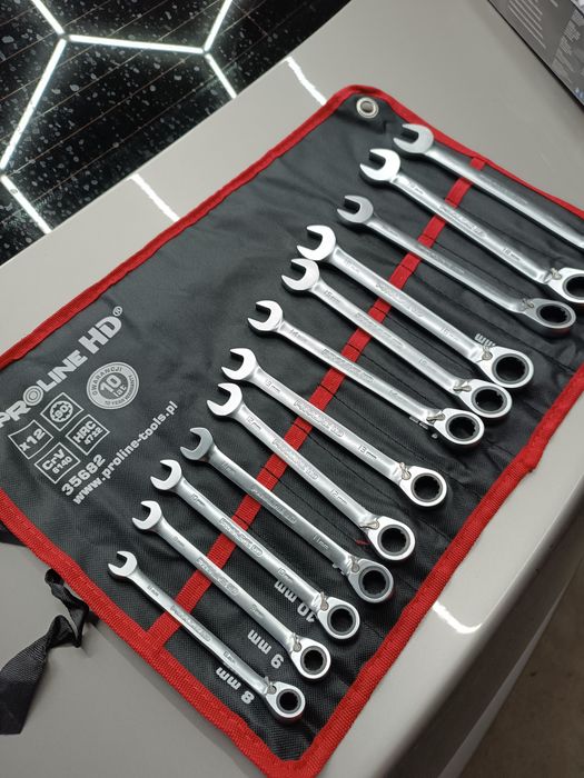 Proline zestaw kluczy płasko oczkowych z grzechotką  35682