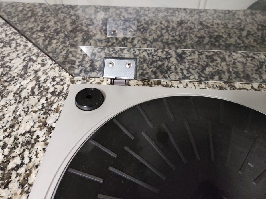 Akai AP 001 C. Como novo