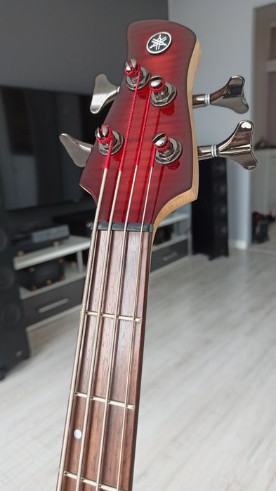 Gitara basowa Yamaha TRBX604, stan idealny, jak nowa,