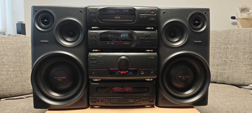 Музичний центр Technics SC-CH505 з двома колонками