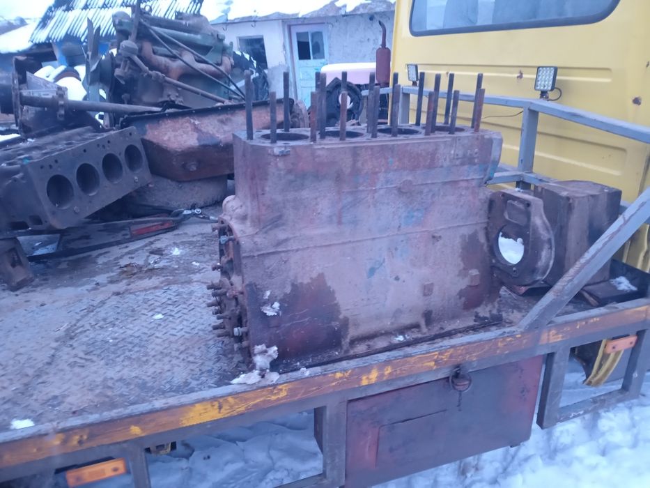 Трактор Юмз 6 акл мотор