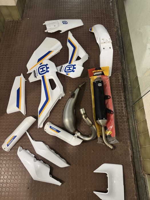 Husqvarna 250 TPI Heritage 2024