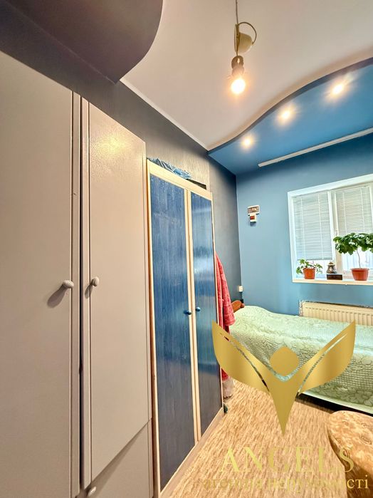Продаж будинку для родини: будинок+ гостьовий будинок+ великий гараж
