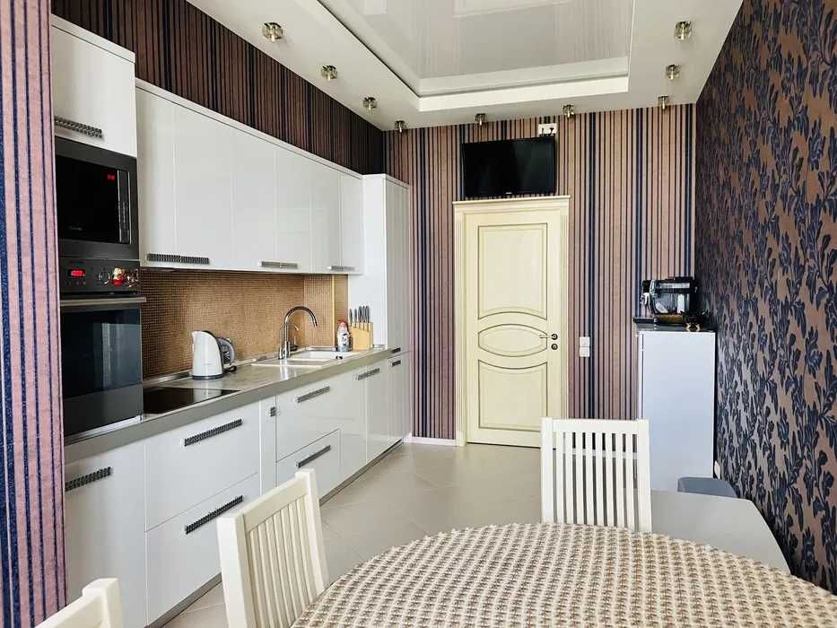 Шикарные 88 м2 2 кв ЖК Эдельвейс  Новые дома Дворец спорта ТОРГ