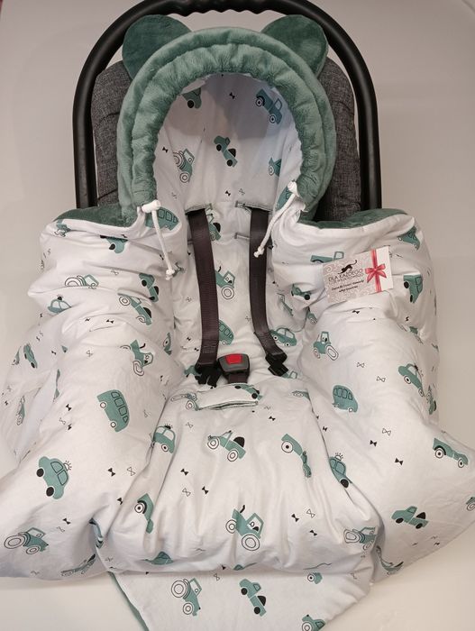 Otulacz do fotelika autka