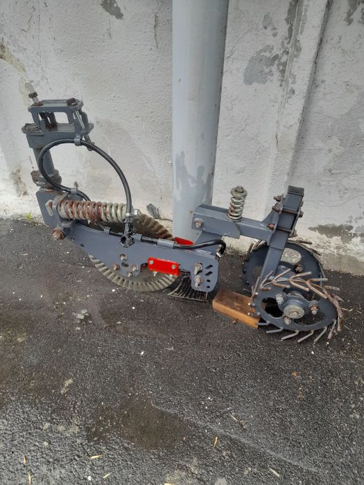 Секція для внесення рідких добрив