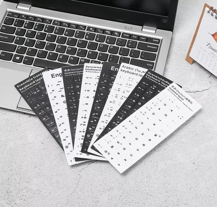 Teclas pretas autocolantes em português para teclado