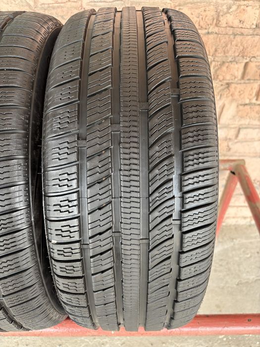 Пара зимових шин !!!24рік!!! 245/45R18